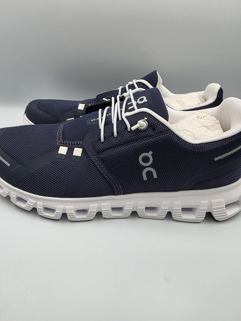 On Cloud 6 Men's Low Top Mesh Sneaker Midnight/White US 8.5
